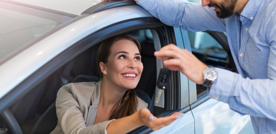 te ayudamos a decidir qué primer coche comprar